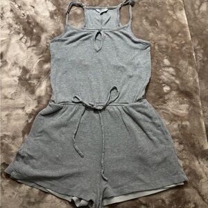 Naked Zebra Romper Women’s Size S Light Gray Ribbed Sleeveless Romper